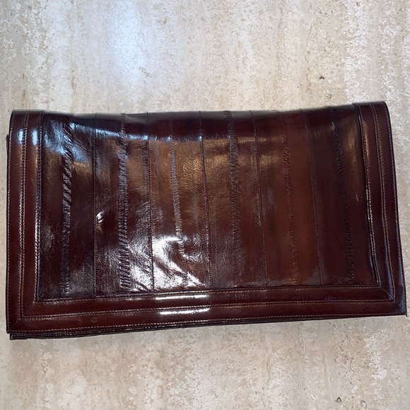 GENUINE EEL Brown Flap Clutch, 2 sections, pockets, detachable strap. Pristine! - Picture 5 of 17